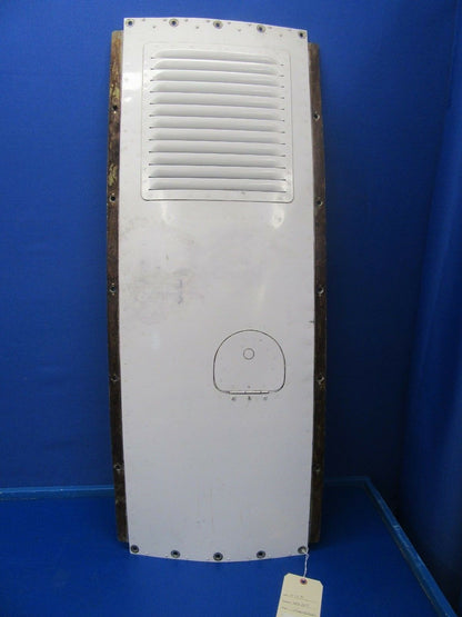 Piper Seneca II Top Center Cowl P/N 37207-101, 67995-002 (0818-257)