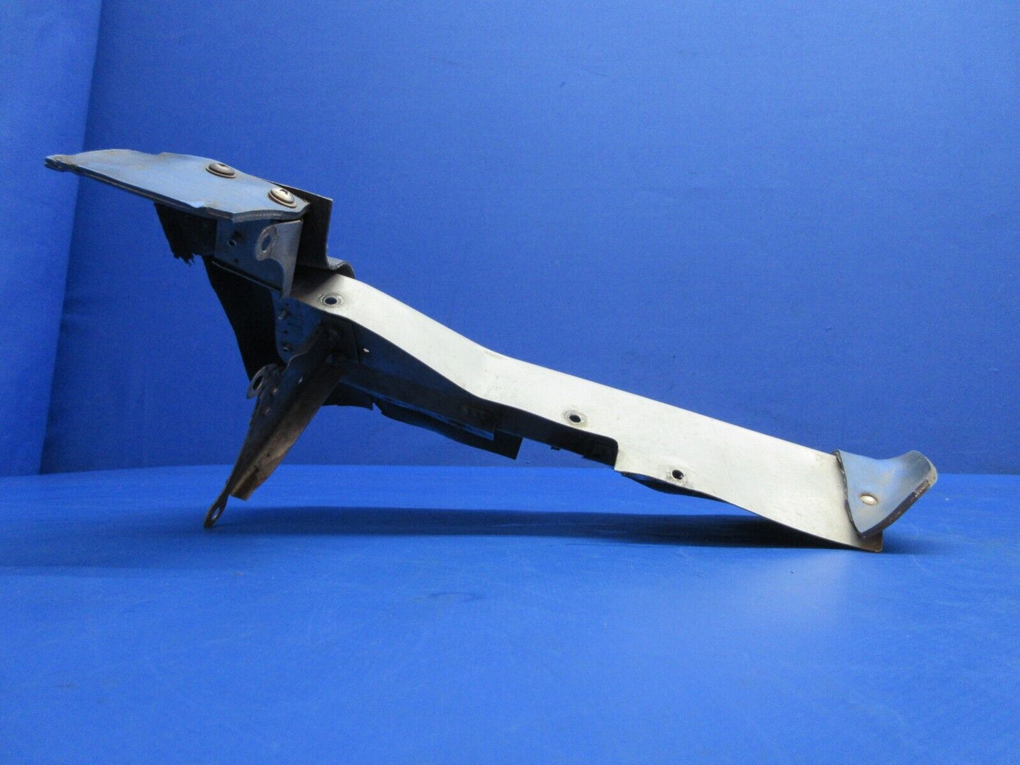 Baron 55 / Continental O-470-L Engine Baffle LH FWD P/N 96-910015-129 (0623-707)
