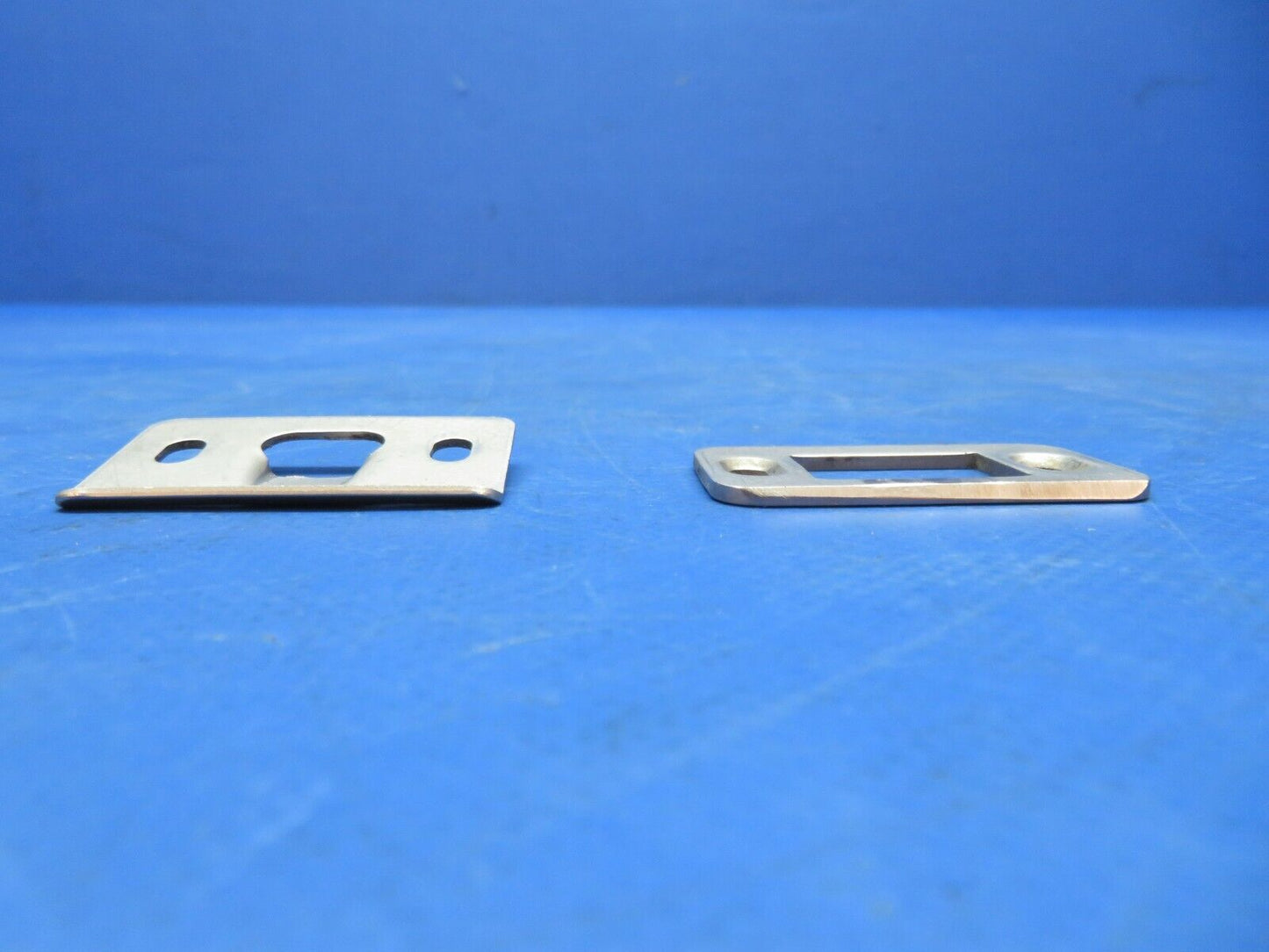 Piper PA-28-180 Door Latch Strike Plate P/N 63040-00 LOT OF 2 (0923-498)