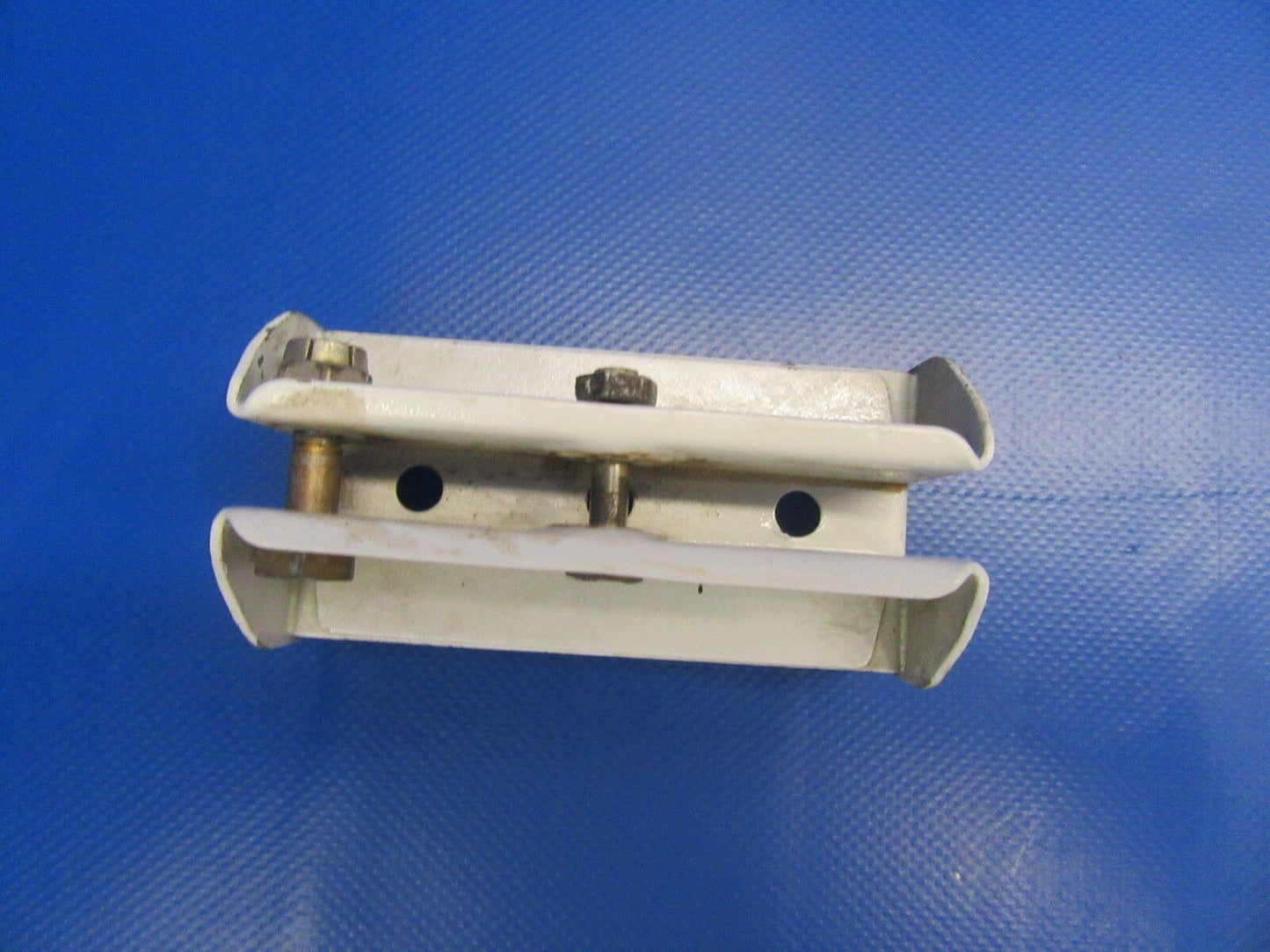 Beech Baron Aileron Hinge INBD P/N 35-135025-36 (1217-35)