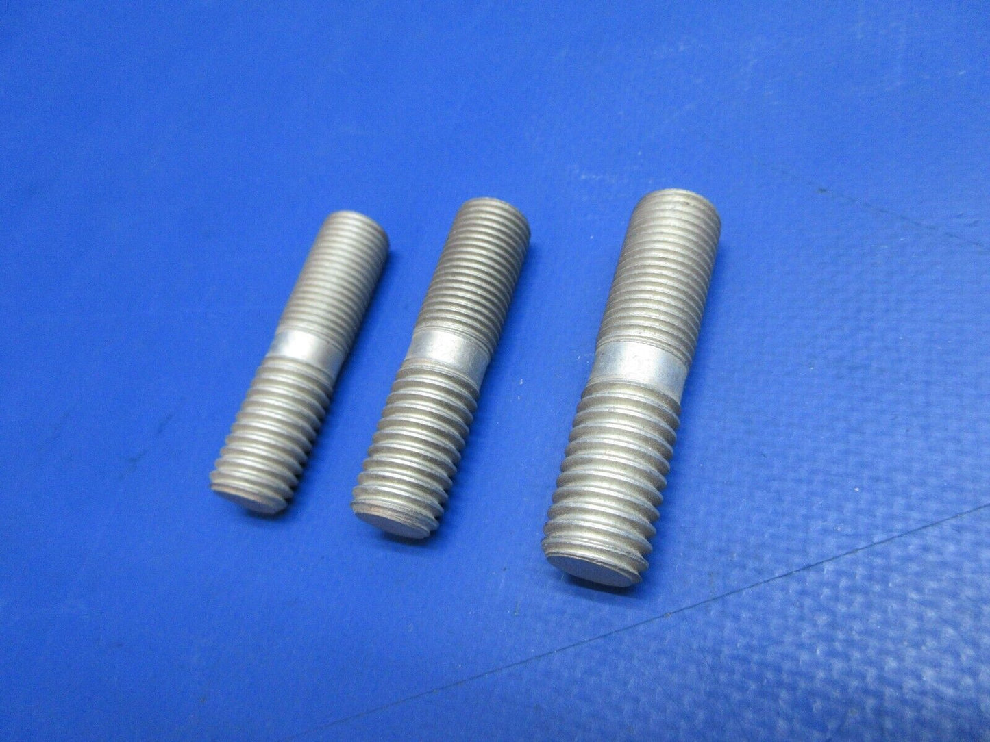 McCauley Threaded Propeller Stud NOS LOT OF 3 P/N B2990-40, B-2990-40 (0523-399)