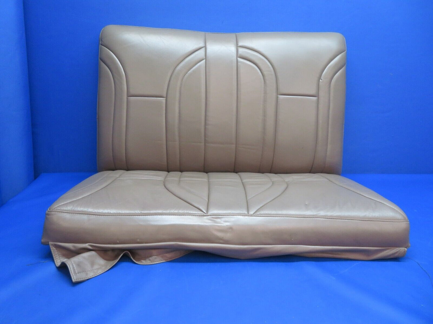 Piper PA-28-180 Cherokee Rear Seat Assy P/N 65700-06, 65700-006 (0323-637)