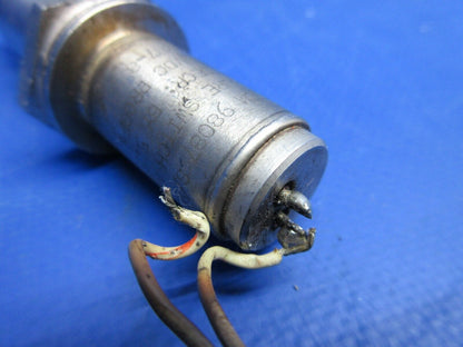 Cessna 310 / 310I Neo-Dyn Pressure Switch Assy 28V P/N 9910287-8 (0923-945)