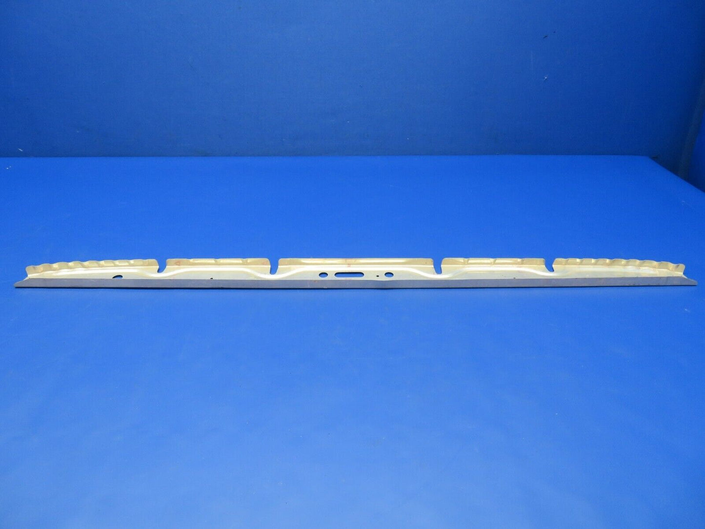 Beech Channel P/N 35-410180-4 NOS (0922-424)