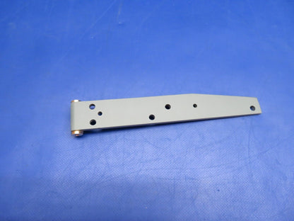 Beech 58 Baron Lower Cabin Door Hinge P/N 36-430041-7 (0523-94)