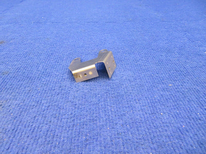 Beech 58 Baron Bracket Prop Governor Control P/N 96-940000-75 (0422-331)