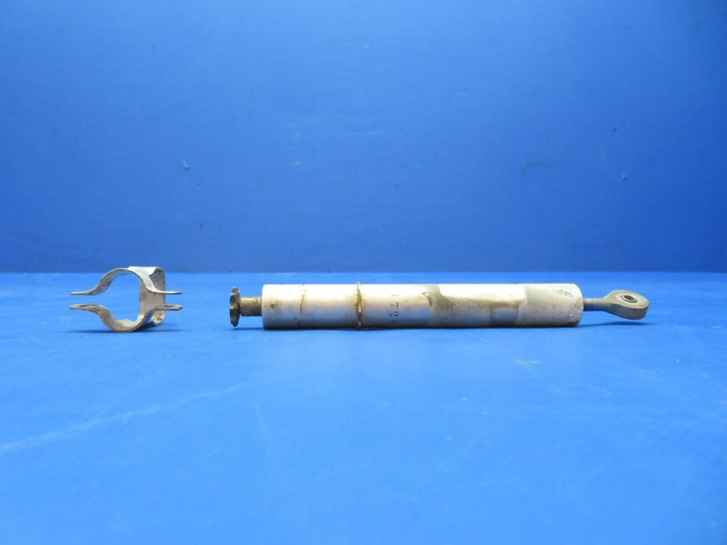 Cessna 310 / 310Q Rudder Trim Tab Actuator w/ Guard P/N 1260074-6 (0823-618)