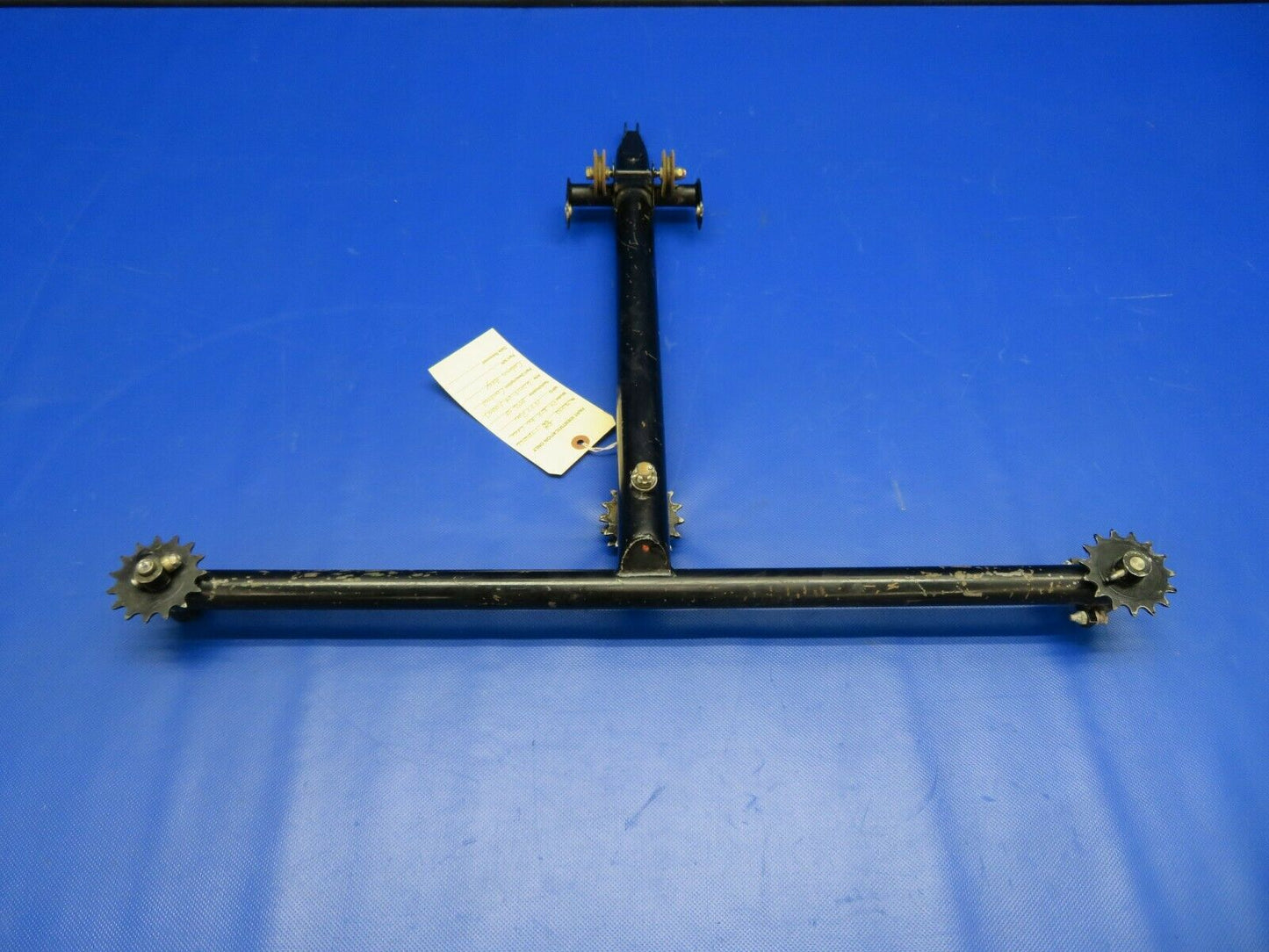 Piper PA-32R-300 Lance Control Column Assy P/N 62019-04 (0121-171)