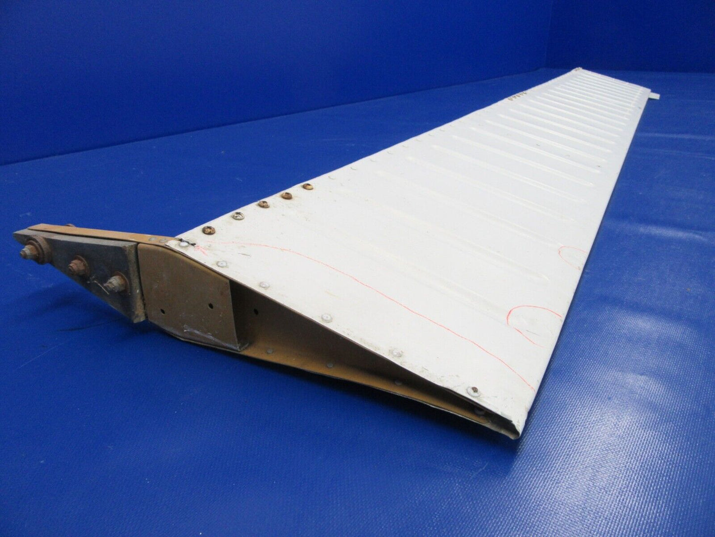 Piper PA-38-112 Tomahawk LH Aileron P/N 77342-18 (0623-15)