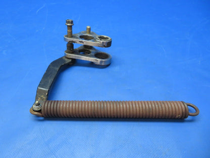 Diamond DA-42 RH Driver Plate w/ Brackett & Spring P/N D60-3237-16-51 (0623-387)