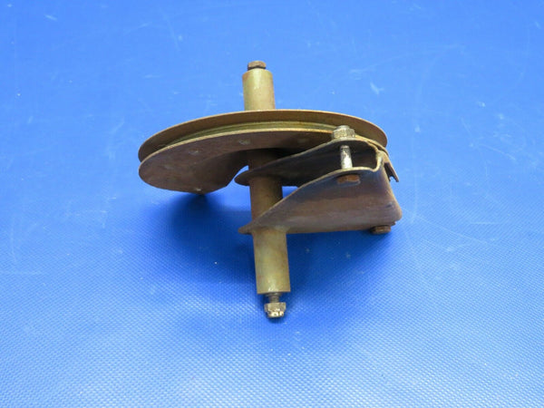 Cessna 172 / 172F Flap Drive Pulley Assy P/N 0760612-1 (0221-155)