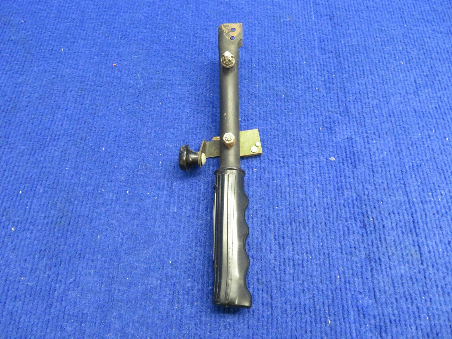 Piper Tomahawk PA-38-112 Handle Assy Brake P/N 77420-003 (0322-425)