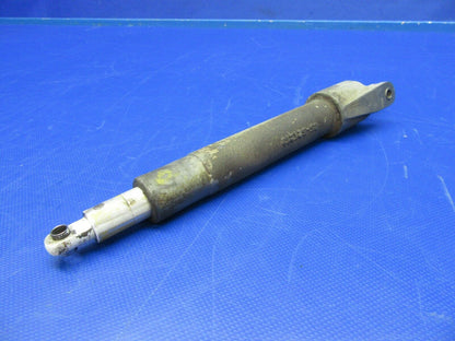 Beech Baron 95-A55 LH Flap Actuator Assembly P/N 45-521212-17 (0420-284)