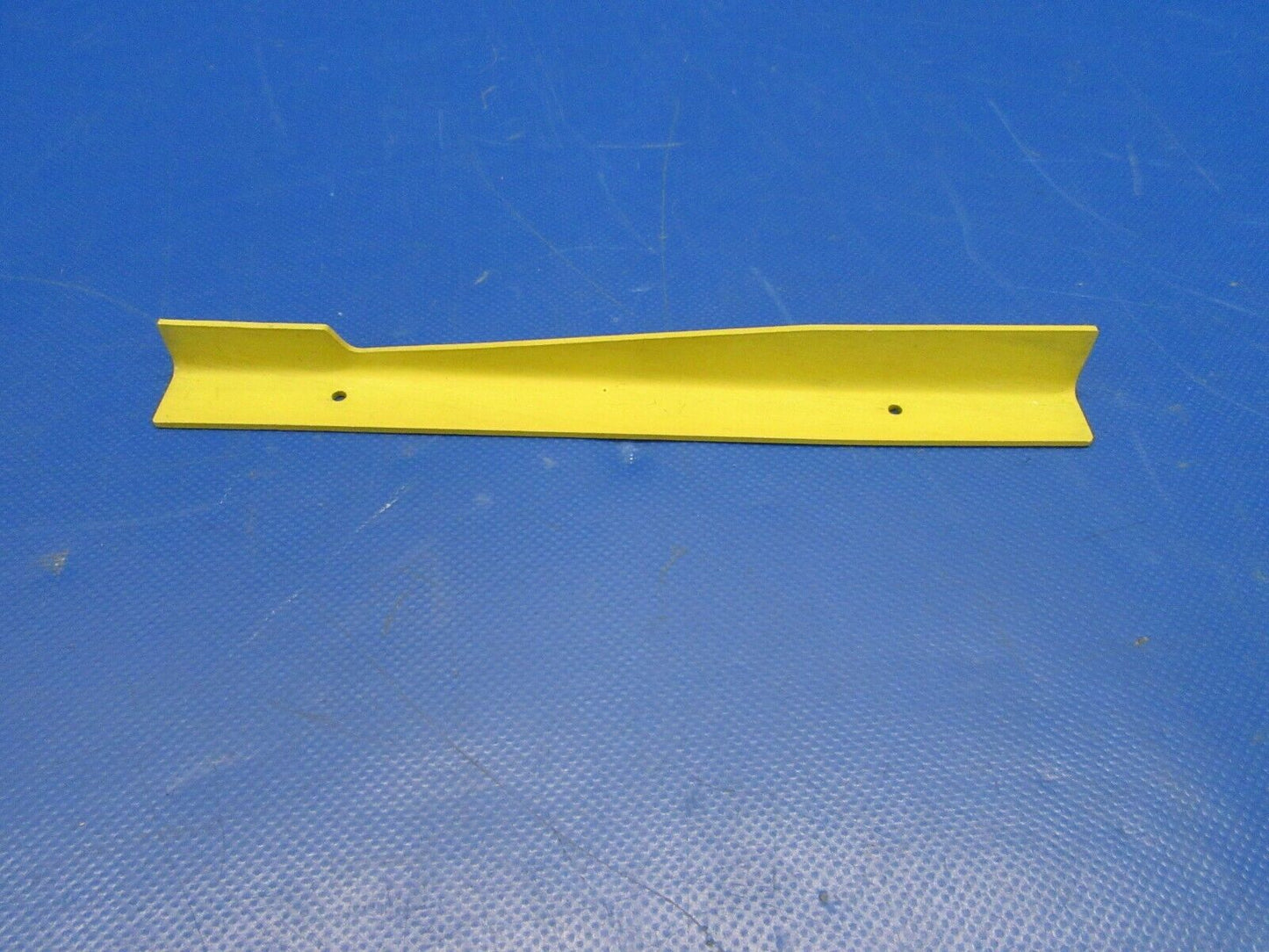 Beech King Air Angle LH LWR Main Spar Cap P/N 99-120059-83 NOS (0419-369)