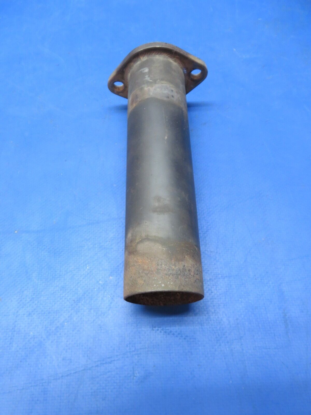 Cessna 182T Riser Exhaust FWD RH Lycoming w/ Probe Hole P/N 22540053 (1023-252)