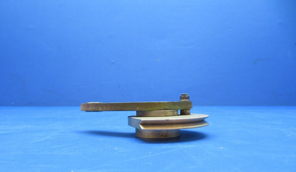 Cessna 310 / 310Q Nose Gear Retract Bellcrank, Pulley P/N 0811908-1 (0823-742)