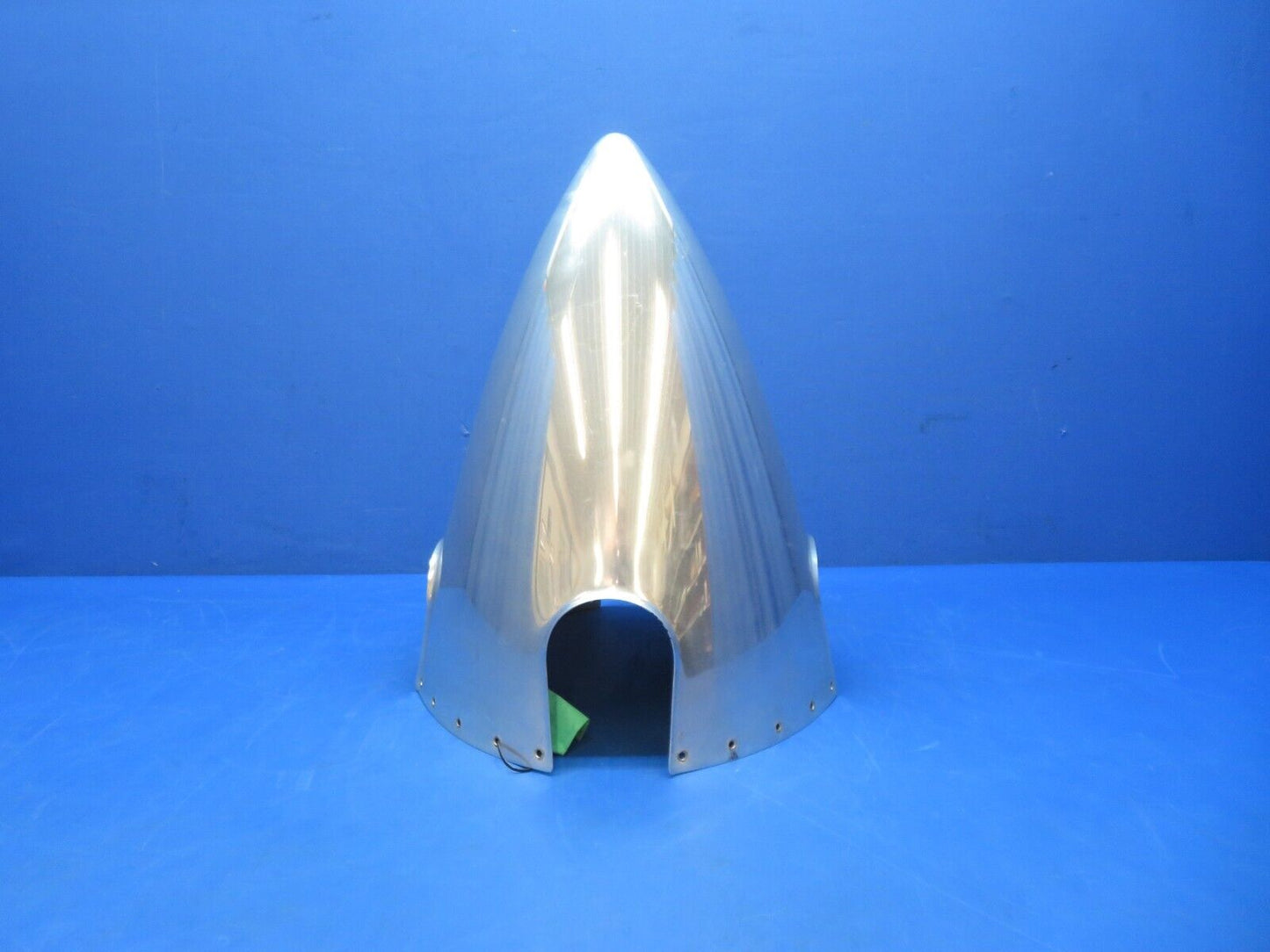Beechcraft Hartzell 4 - Blade Propeller Spinner Dome P/N D-5210-1P (0823-412)