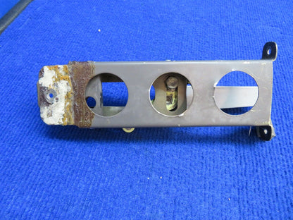 Socata Rear RH Box Assy Door Latch Mechanism w/ Handle P/N 25025003 (0622-901)