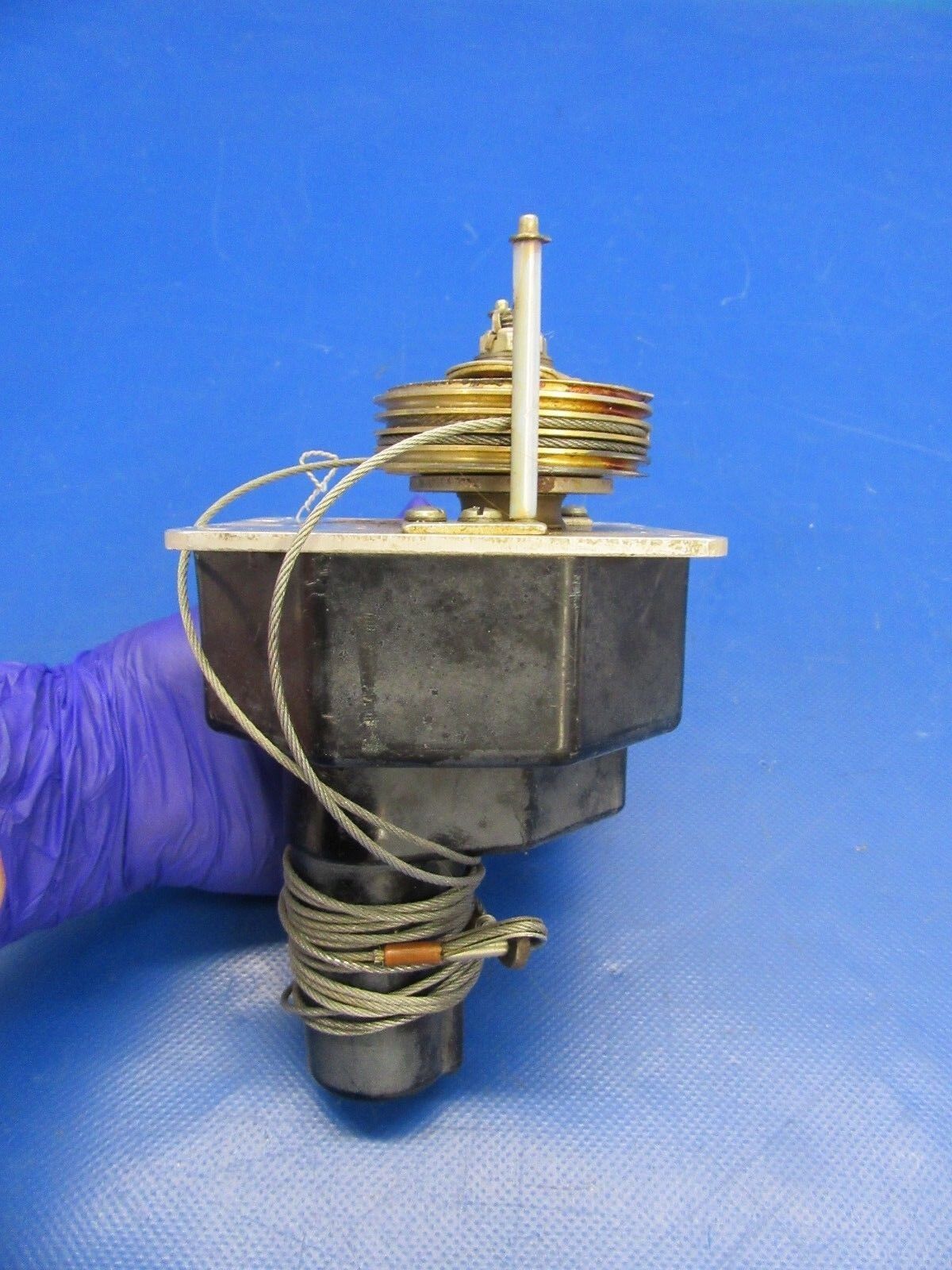 Cessna 210 E Edo Aire Mitchell Century I Roll Servo P/N 1C363-1-209R (0618-14)