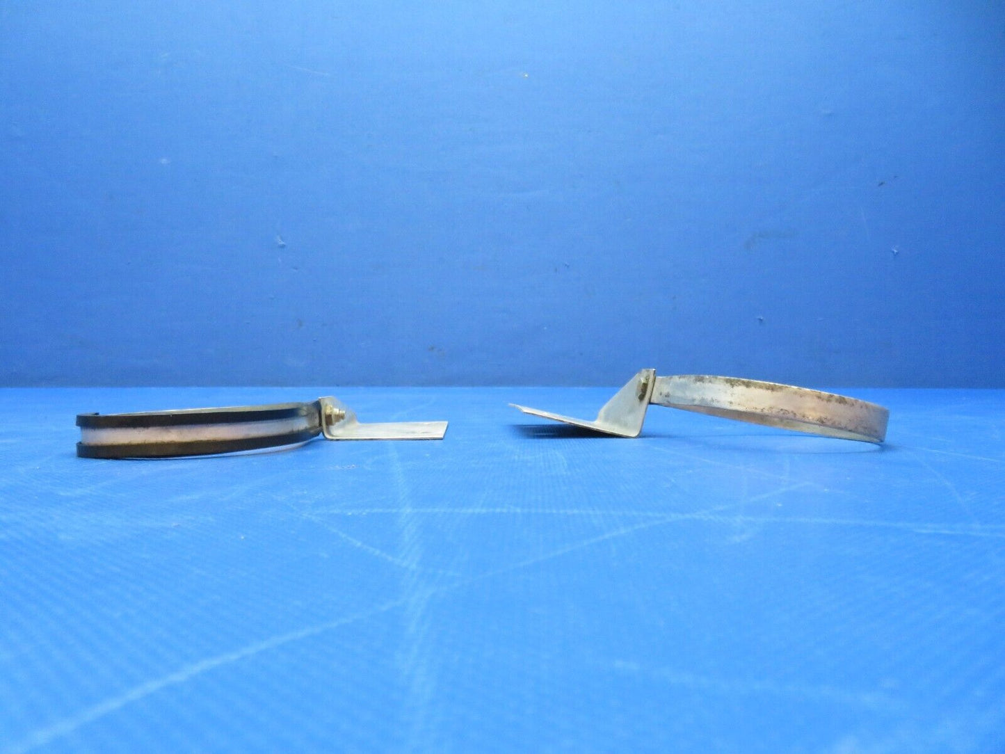 Cessna 401 / 401A De-Ice Separator Bracket Upper & Lower RH 0870158-5 (0124-193)