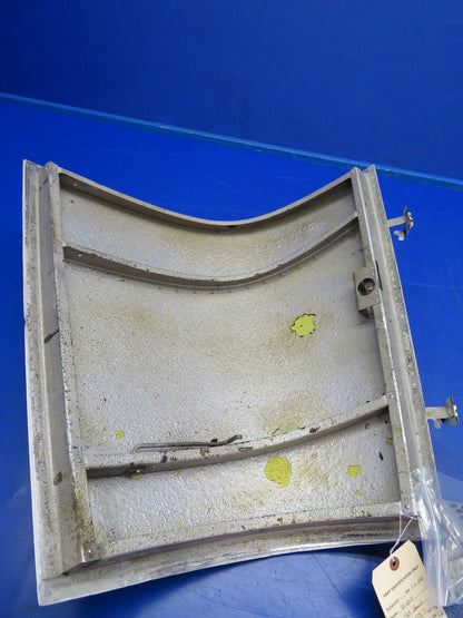 1964 Beech Baron 95-B55 Nose Door w/ Hinges, No Key P/N 95-410029-37 (0620-522)