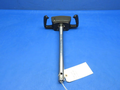 Cessna 310 / 310Q RH Co-Pilot Control Wheel / Yoke Assy P/N 5261001-6 (0823-651)