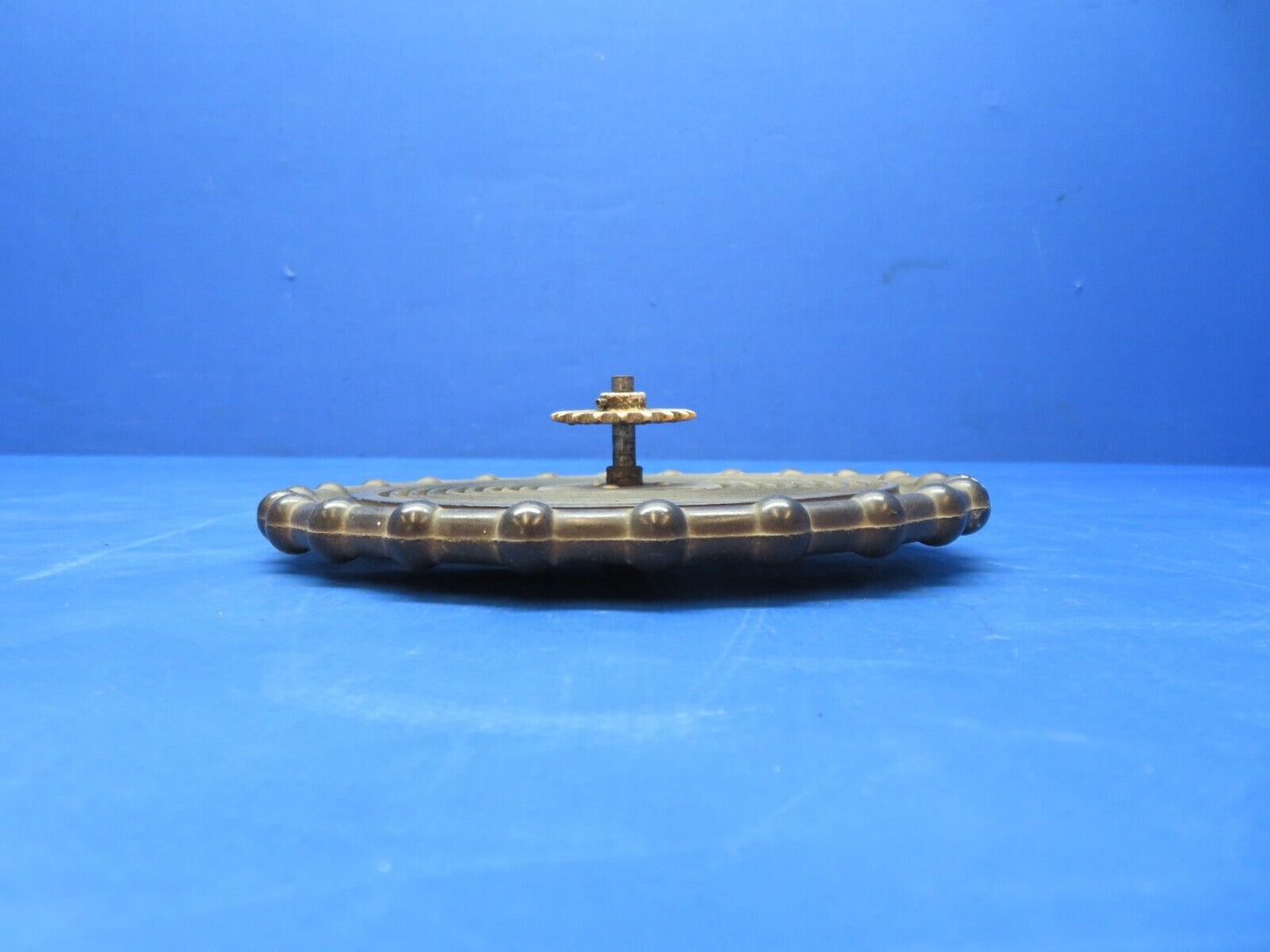 Cessna 188B AGpickup Elevator Trim Wheel Assy P/N 0761205-10 (0723-582)