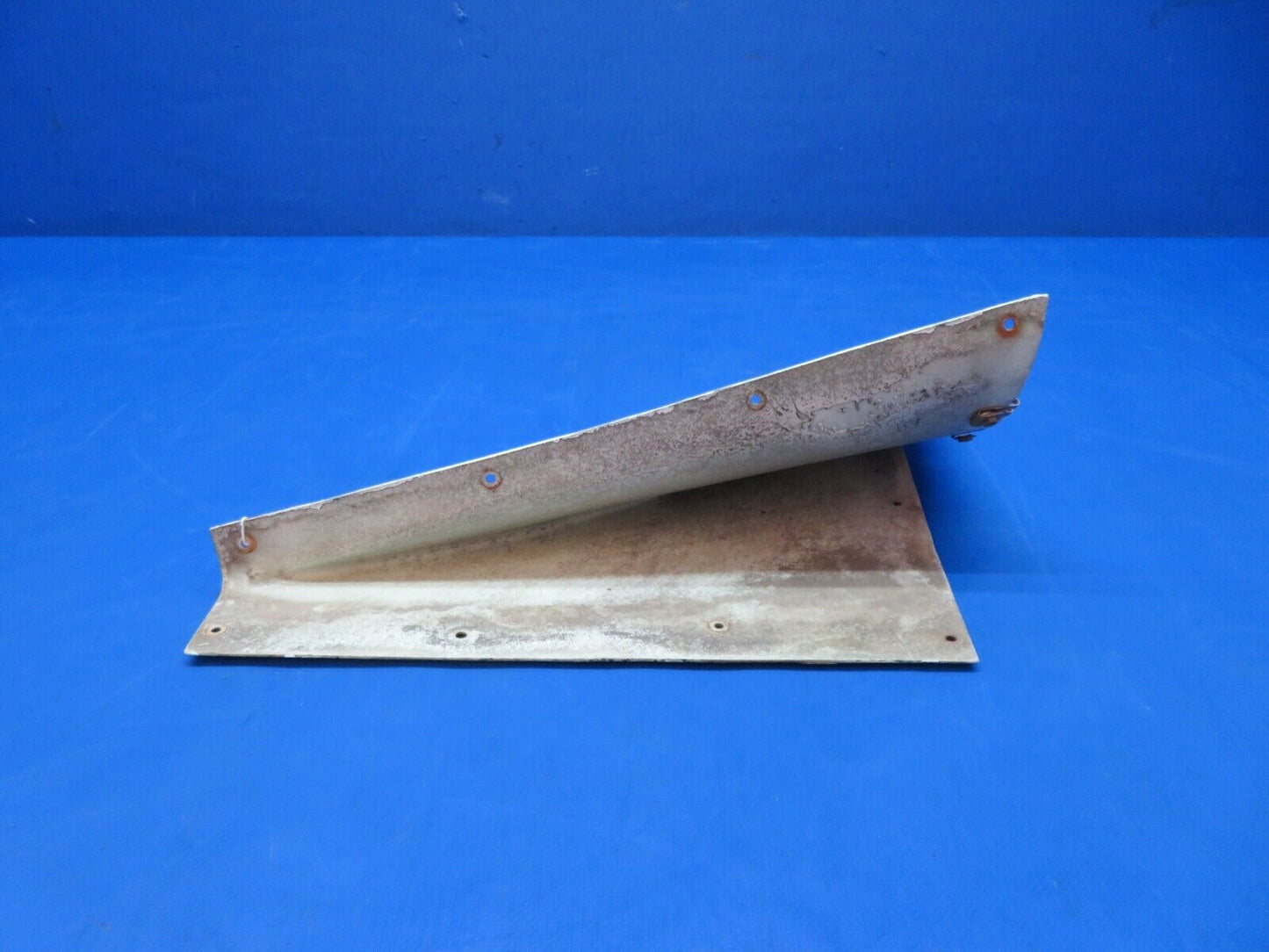 Cessna 310 / 310F LH AFT Wing Root Fillet P/N 08000565-3 (1123-331)