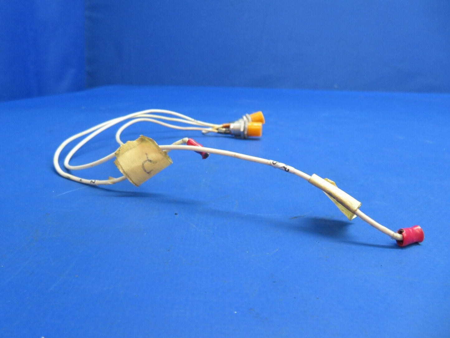 Piper PA-28-180 Indicator Light "Hi Vac" & "Lo Vac" P/N 67422-02 (0323-749)