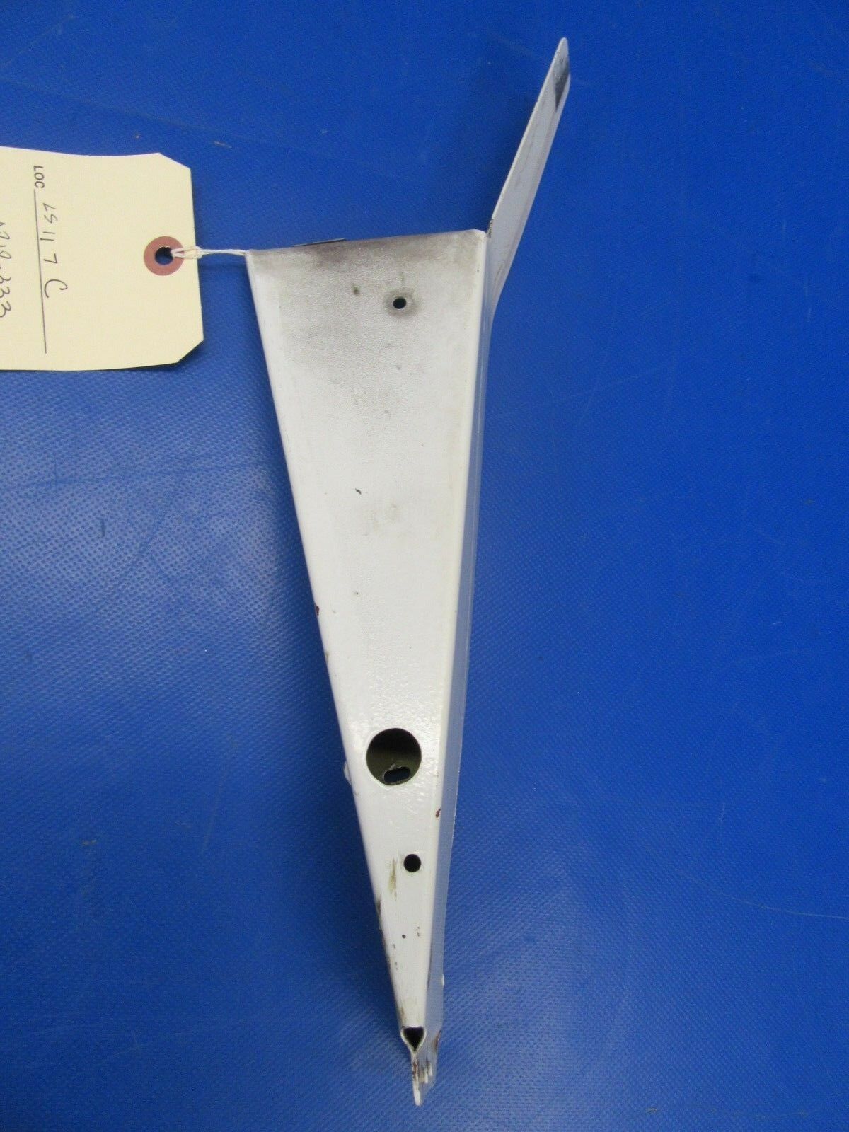 Piper PA-24-250 Comanche Flap Fairing RH P/N 21267-03 (0818-333)