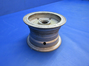 Beech C-35 Bonanza Cleveland 7.00 x 8 Main Wheel Assy P/N 40-98 (1023-890)