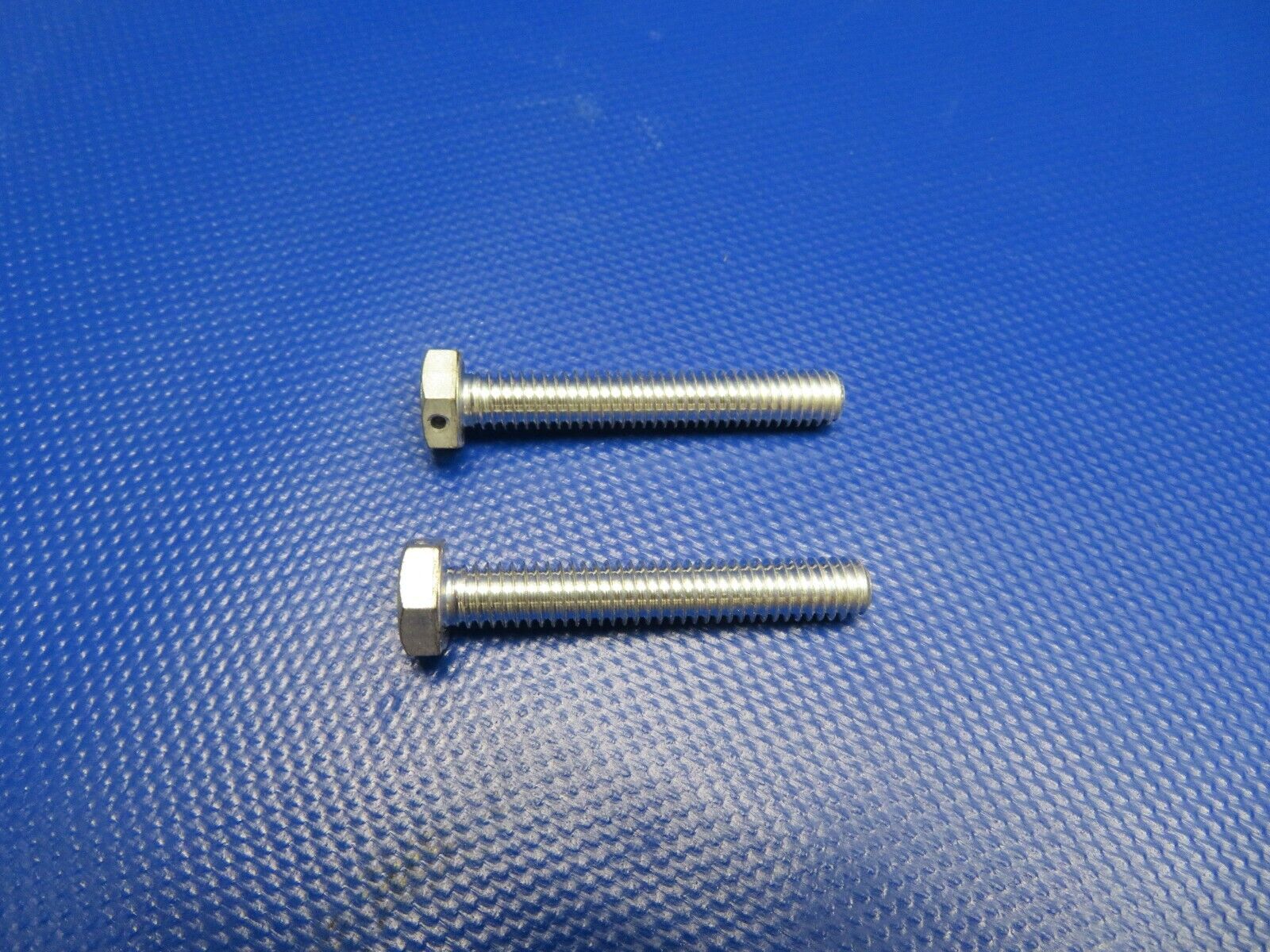 Lycoming Bolt P/N LW-31H-2.00 LOT OF 2 NOS (1120-329)