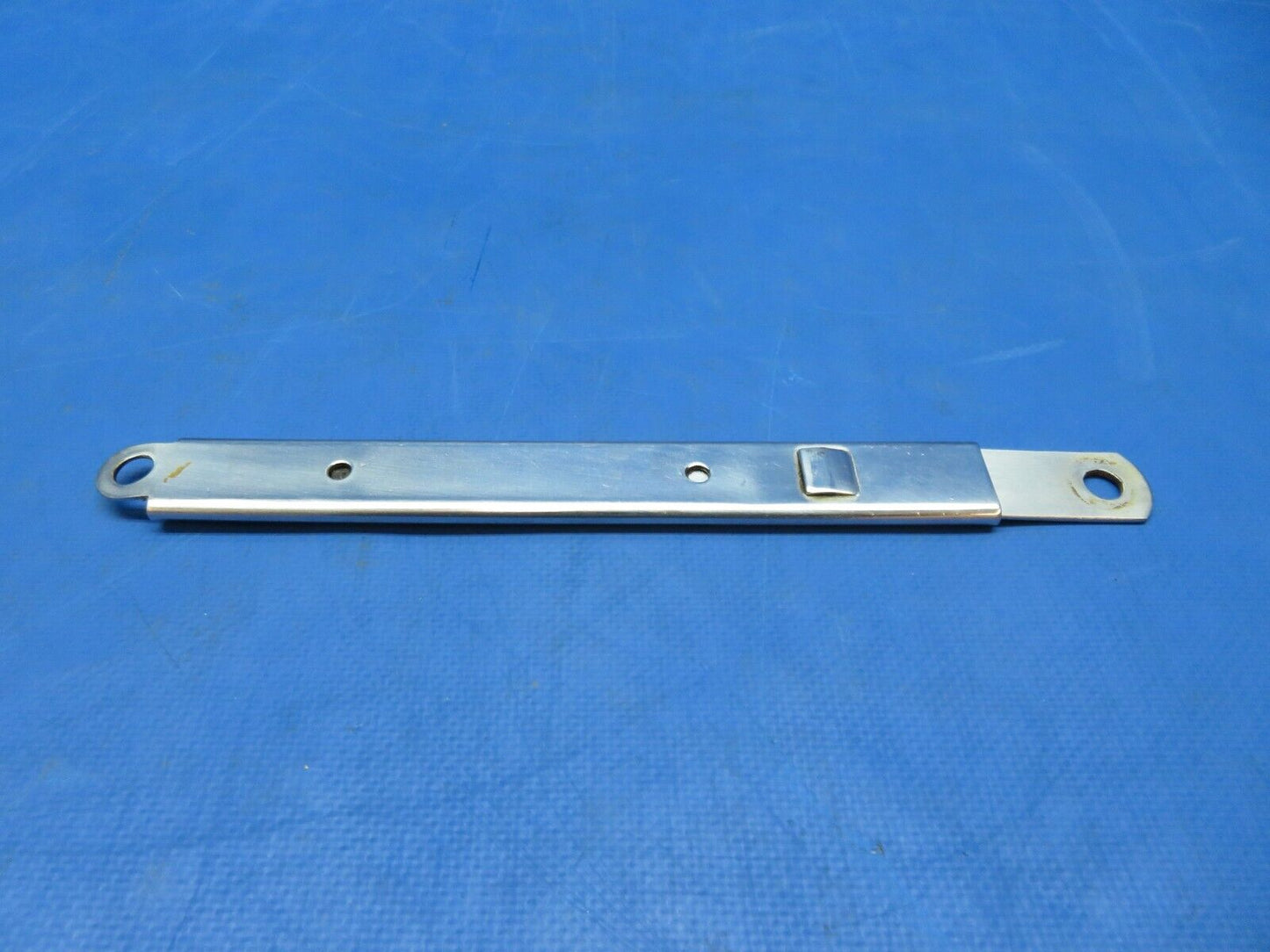 Cessna 310 / 310F Door Stop / Holder Assy P/N 0811488-4 (1123-367)