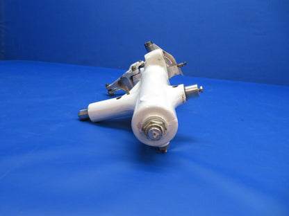 Piper PA-34-200T Seneca II Main Gear Assy LH P/N 78723-14, 78723-014 (0223-940)