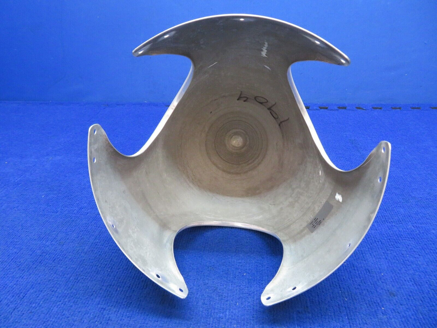 Hartzell Spinner 3 Blade Propeller P/N C-1904 NOS (0622-886)