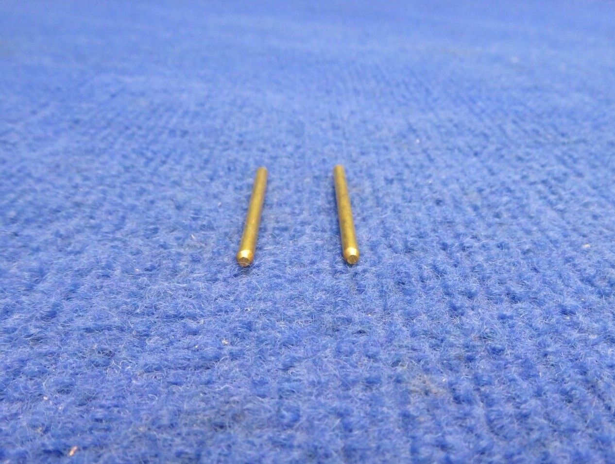 Cessna Hinge Pin P/N 0711038-1 LOT OF 2 NOS (0522-425)