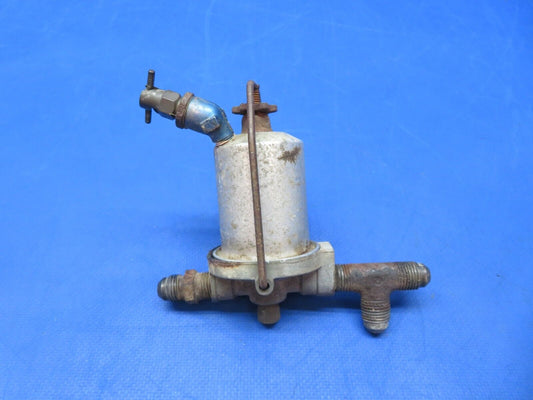 Piper PA-28-180 Fuel Gascolator Assy P/N 62301-03 (0723-718)