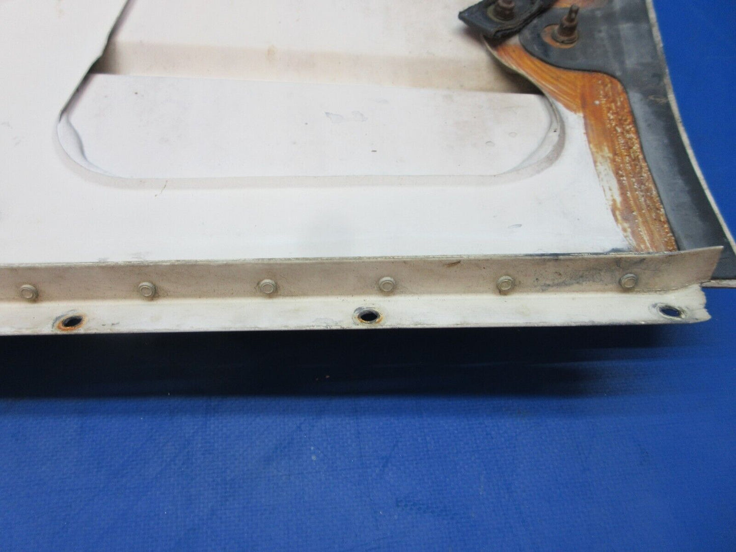 Cessna 188B AGpickup Door Assy Fuselage Access RH P/N 1613292-16 (0723-266)