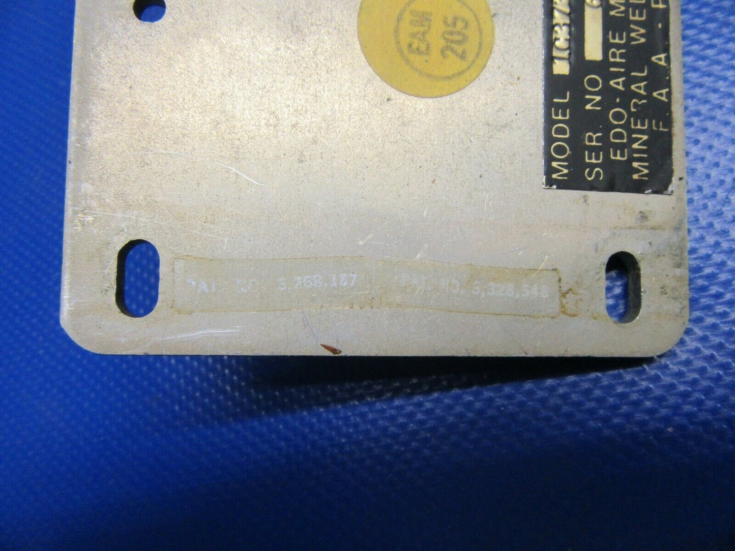 Edo- Aire Mitchell Pitch Trim Servo w / Brackets 14V P/N IC373-6-677 (0521-549)