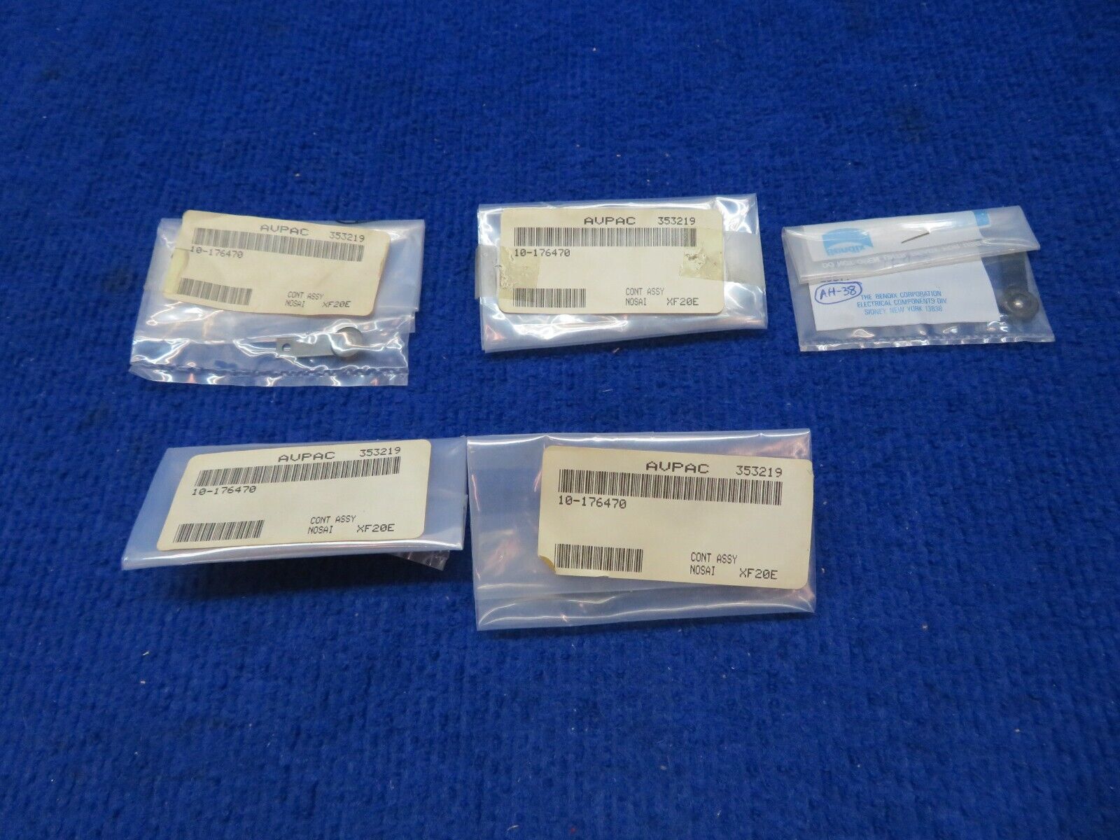 Continental Bendix Magneto Contact P/N 10-176470 LOT OF 5 NOS (0722-379)