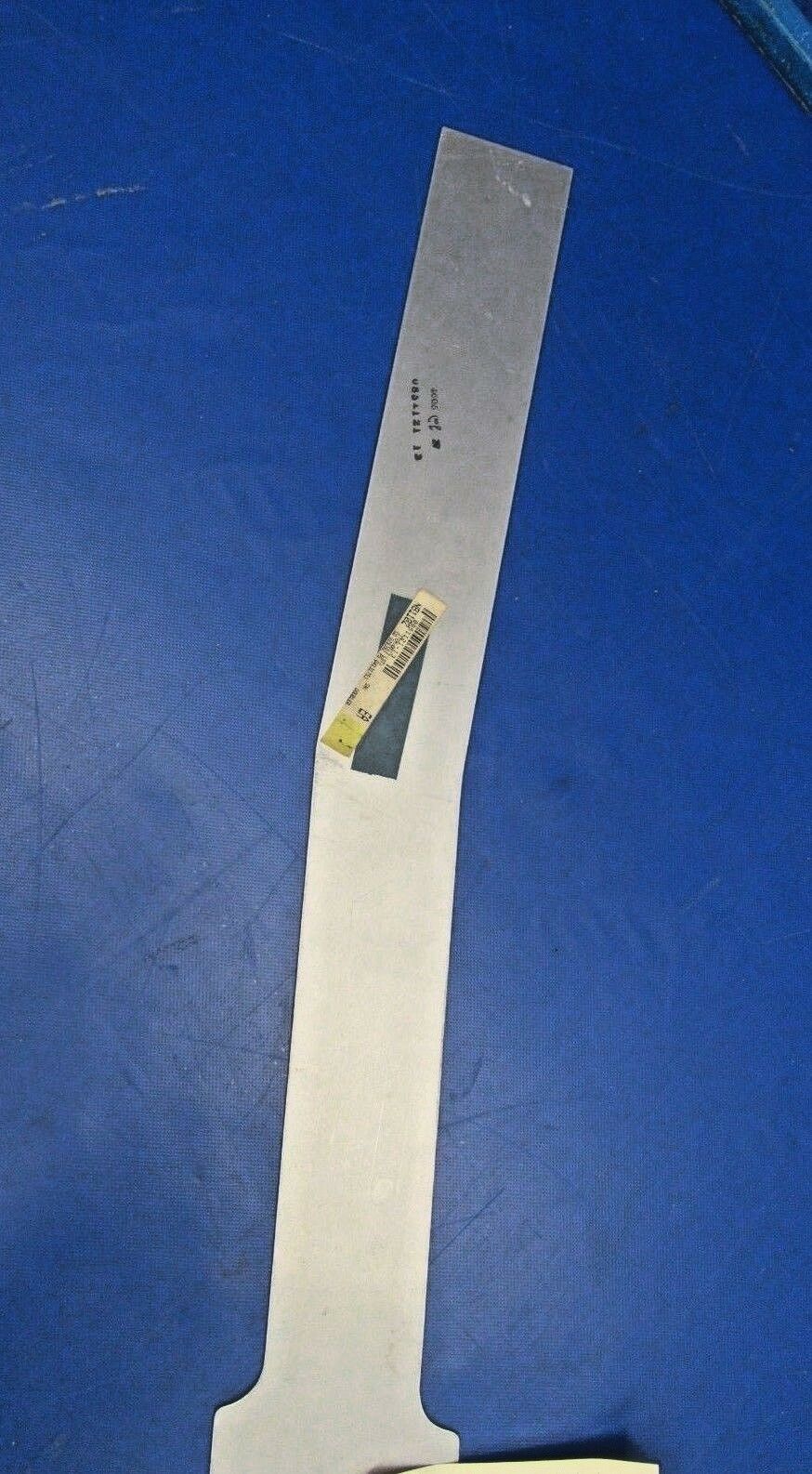 Cessna 310 Doubler Stringer LH OTBD P/N 0851121-13 NOS (0918-24)