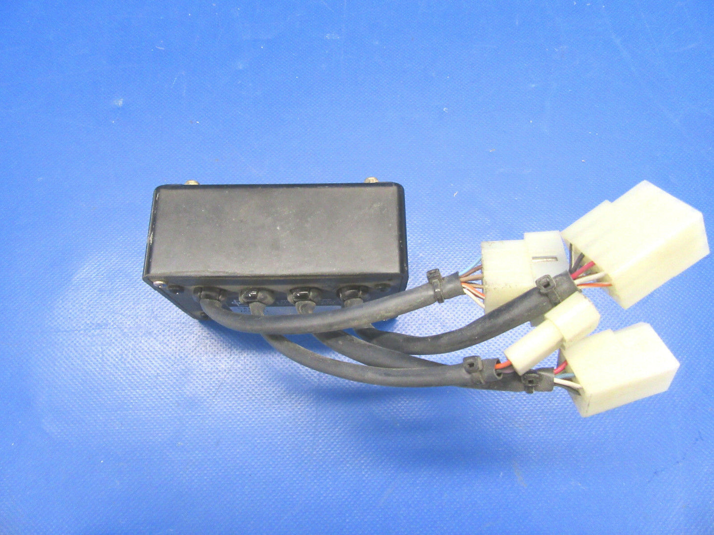 Sigtronics Stereo Switcher 10-34 Volts P/N RES-400 (0518-343)
