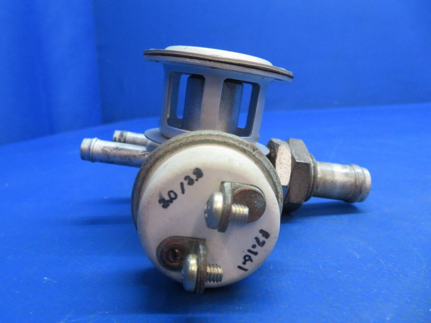 Piper Arrow PA-28R-201T Airborne Vacuum Regulating Valve P/N 2H3-19 (1122-682)