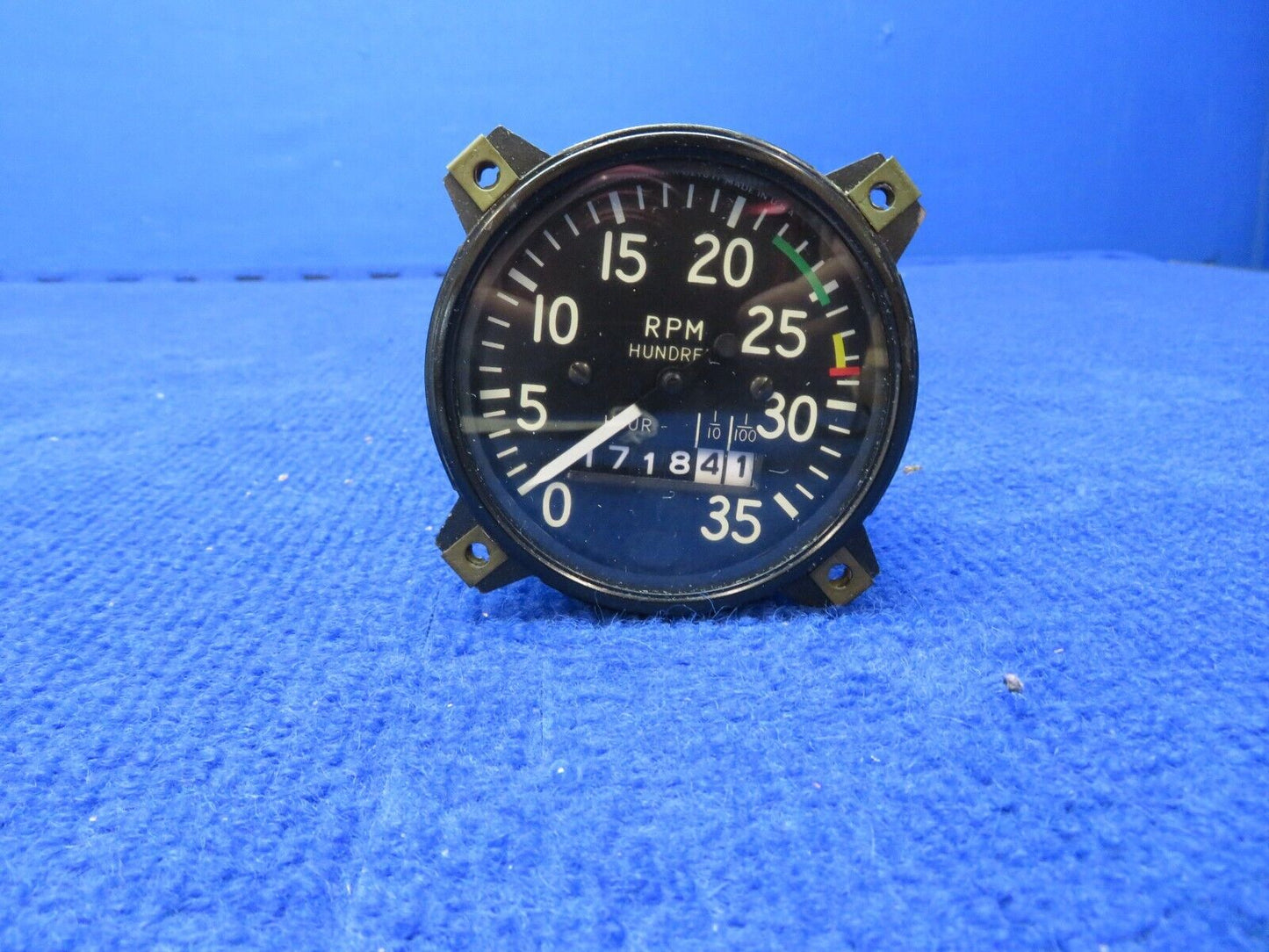 Bellanca 17-30 Stewart Warner Tachometer P/N 821011 (0622-525)
