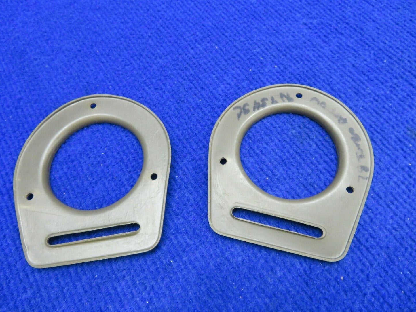 Piper Cover Assembly Air Vent Flange Olive Tone P/N 65735-19 LOT OF 4 (0222-388)