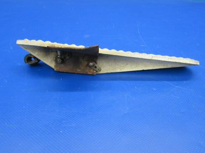 Cessna 150 172 Cabin Step P/N 0541154-495 (0917-115)