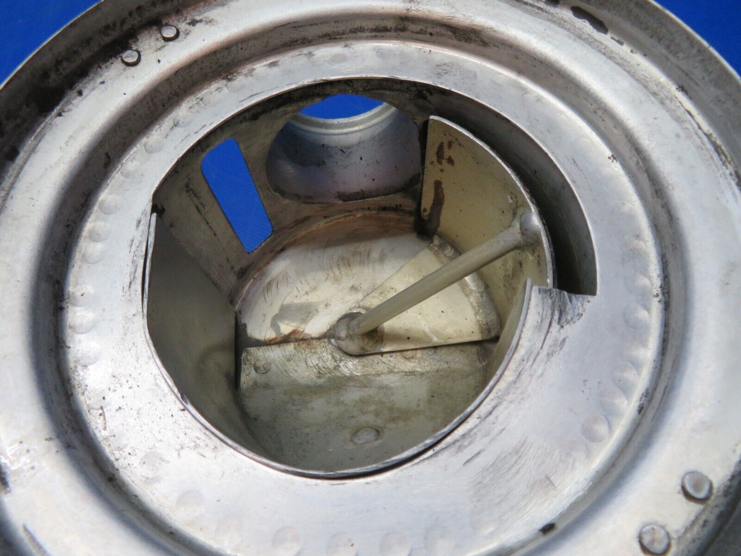 Cessna 401 / 401A LH Air Induction Canister Assy w/ Cap PN 0850344-57 (0124-119)