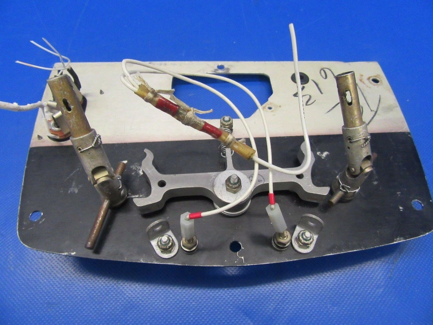 Beech B55-E55 Fuel Selector Panel P/N 96-920011-17 (0917-105)