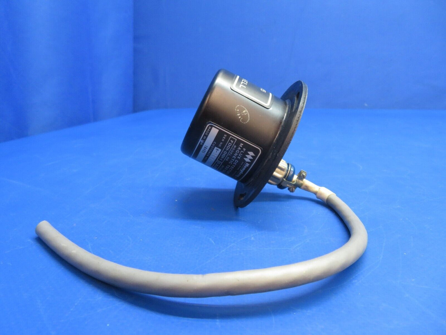 Piper PA-34-200T Seneca II Magnetic Flux Detector P/N 1B495 (0223-759)