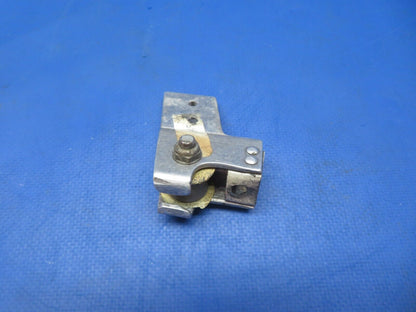 Cessna 172 Wheel Housing Front Seat P/N 0700645-1 (0723-402)